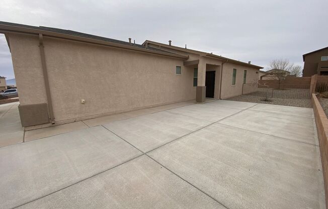 3 beds, 2 baths, 1,874 sqft, $2,200, Unit 209 Landing Trail NE