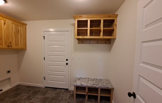 3 beds, 2 baths, $2,200