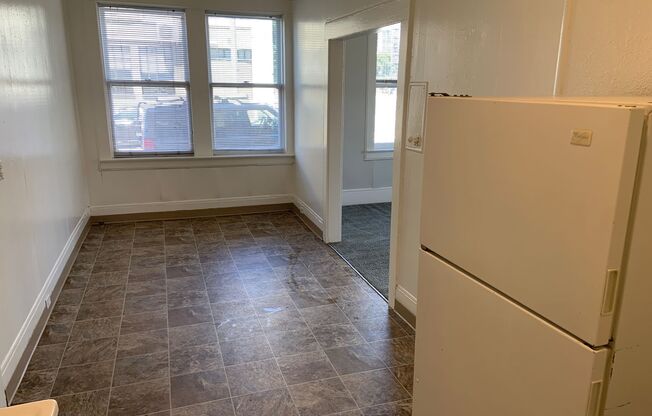 1 bed, 1 bath, 540 sqft, $1,170, Unit 23