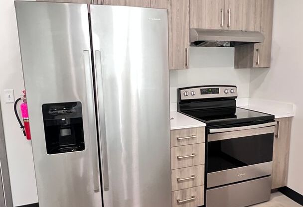 1 bed, 1 bath, 700 sqft, $1,195, Unit Unit 206