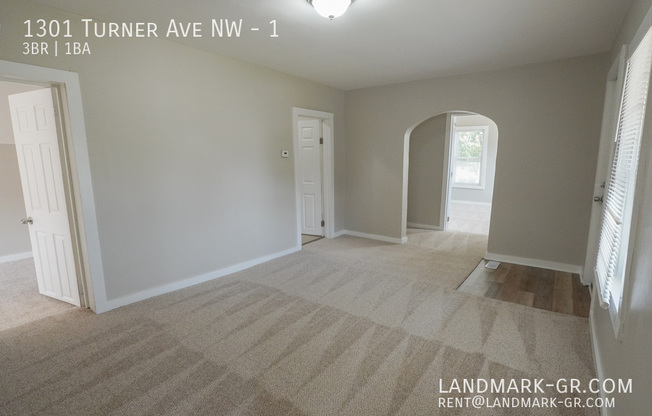 1301 TURNER AVE NW