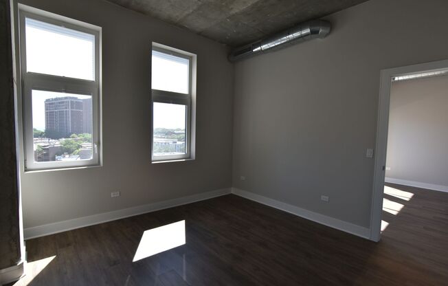 1 bed, 1 bath, 711 sqft, $2,750, Unit 3833-517