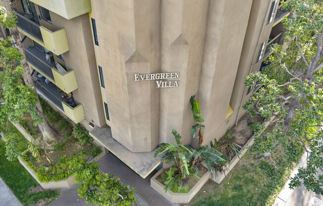 Studio, 1 bath, 500 sqft, $1,795, Unit Unit 205