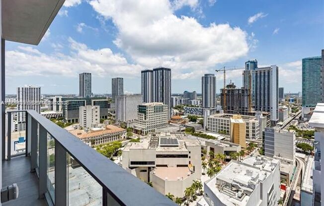 2 beds, 1.5 baths, $5,000, Unit # 2806