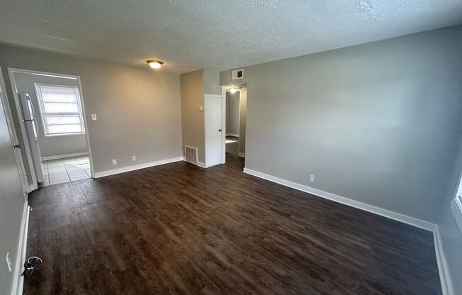 2 beds, 1 bath, 900 sqft, $900, Unit 1429-2