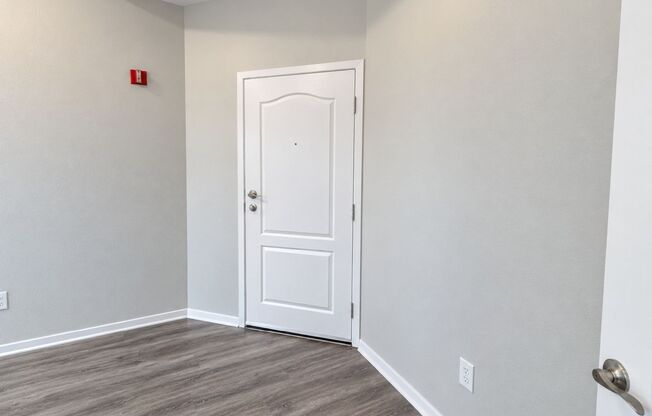 3 beds, 2 baths, 1,125 sqft, $3,598, Unit 301