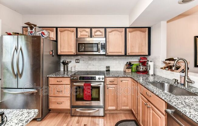 2534 S WALTER REED DR
