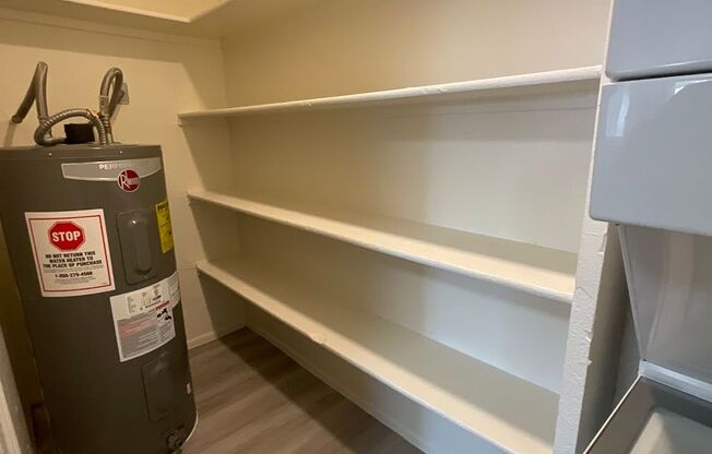 2 beds, 1 bath, 950 sqft, $1,225, Unit 110