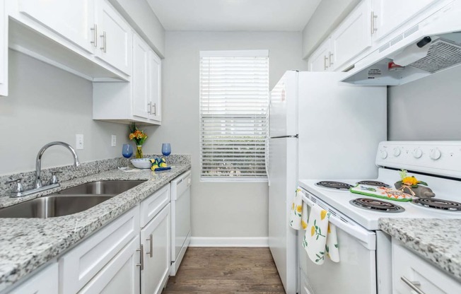 Kitchenat Royal Wildewood Manor Apartments, Clute, Texas