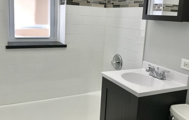 Studio, 1 bath, 375 sqft, $1,450, Unit 101