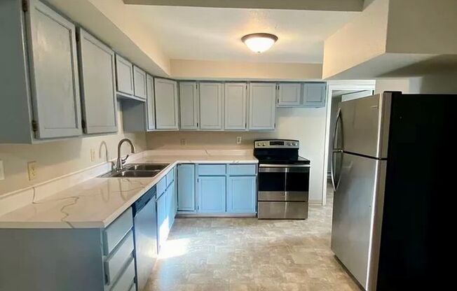 3 beds, 1 bath, 1,200 sqft, $1,200