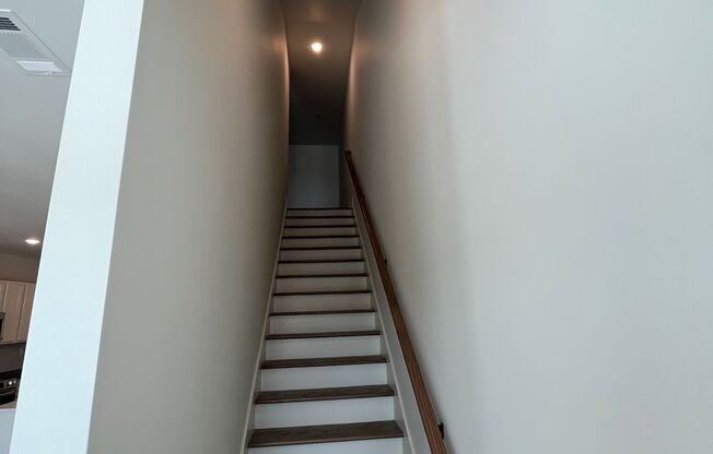 2 beds, 2 baths, 1,190 sqft, $2,000, Unit B305