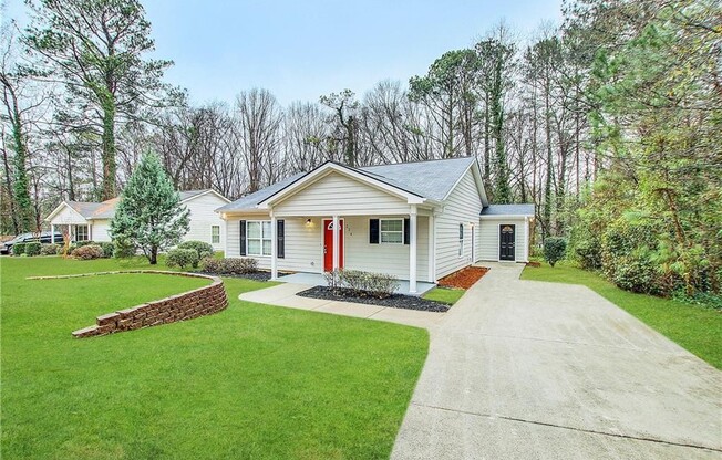 224 HILLTOP CIR