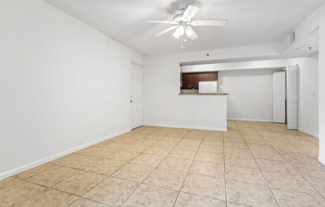 2 beds, 1 bath, 1,015 sqft, $2,050, Unit 01 - 102