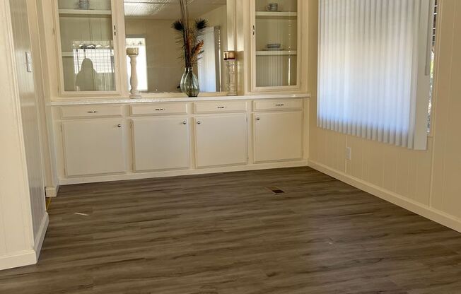 2 beds, 2 baths, 800 sqft, $3,350, Unit 112