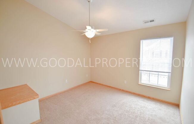 2 beds, 2.5 baths, $1,595