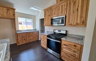 2022 Construction 3 Bed, 2 Bath Close to Downtown Grants Pass