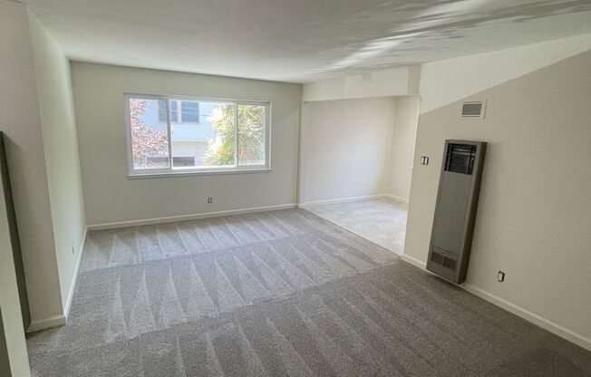 1 bed, 1 bath, $2,495, Unit 6