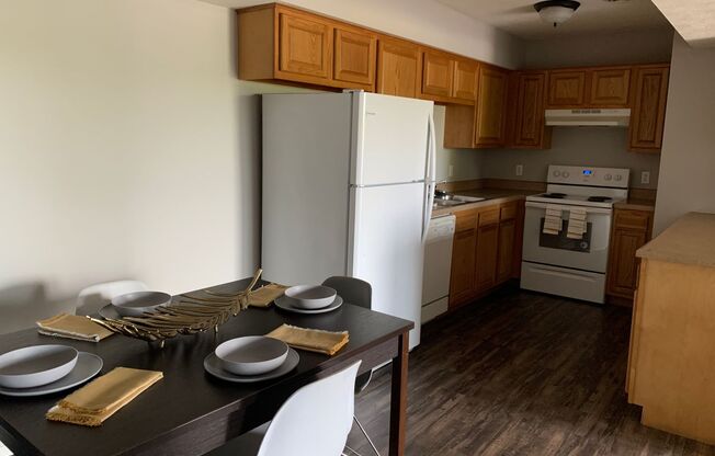 1 bed, 1 bath, 680 sqft, $925, Unit D306