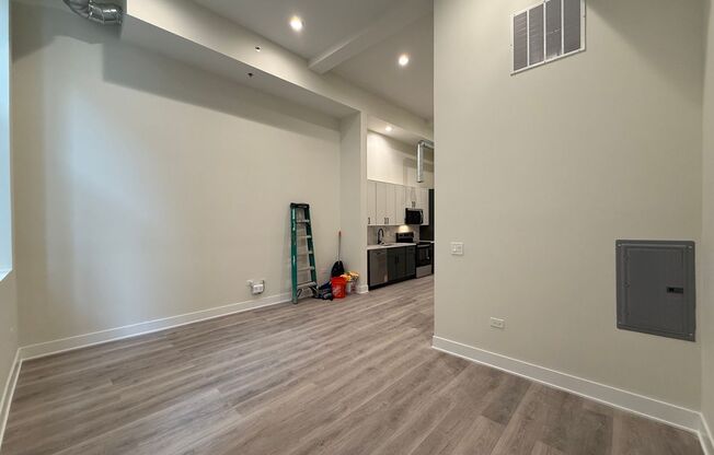 1 bed, 1.5 baths, 689 sqft, $3,375, Unit 208