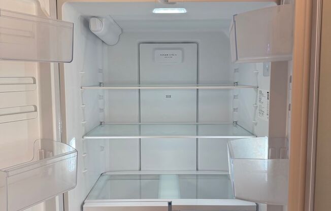 1 bed, 1 bath, 582 sqft, $3,195, Unit 302