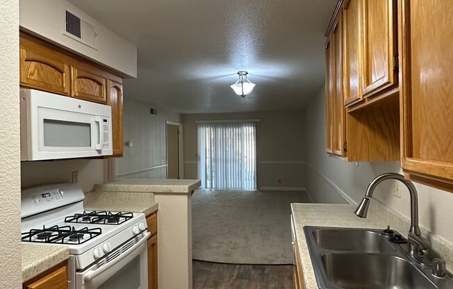 Cardinal Oaks Condominiums