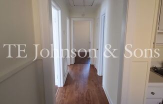 2 beds, 1 bath, $1,100