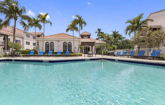 the swimming pool at the resort at longboat key club