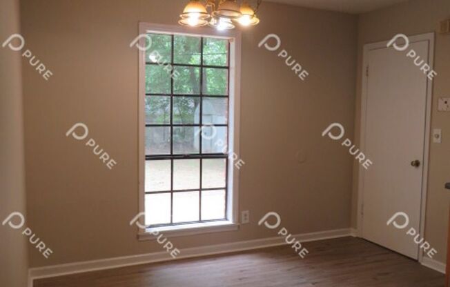 3606 White Oak Way SW!