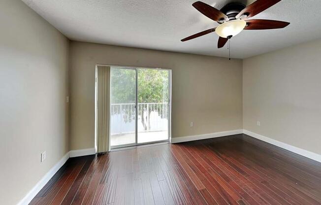 12751 SW 28 CT