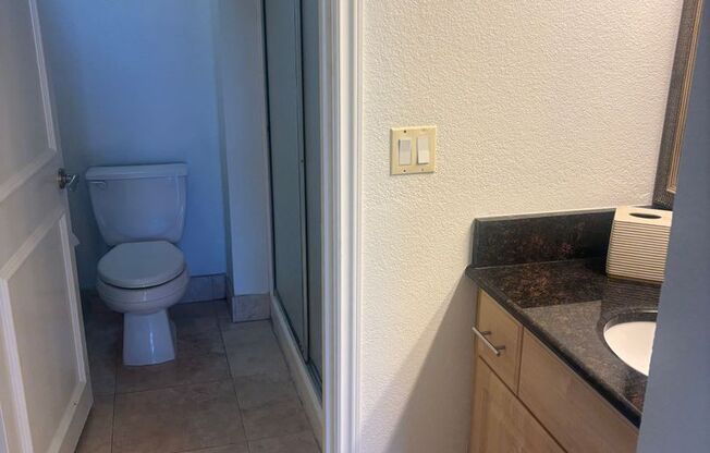 2 beds, 2 baths, $1,800, Unit Unit 123