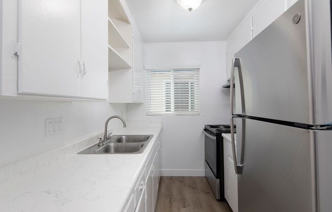 Catalina Pacific Apartments