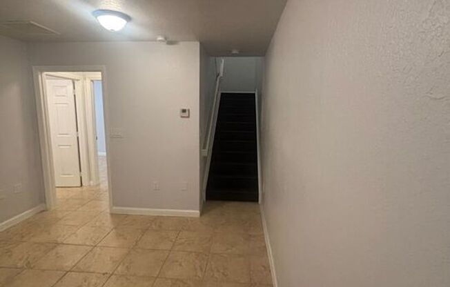 COMPLEX - BISCAYNE GARDENS