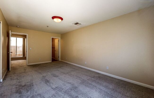 1 bed, 1.5 baths, $1,995, Unit #19