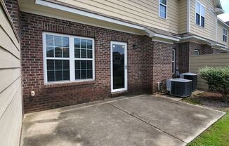 3 beds, 2.5 baths, $1,700