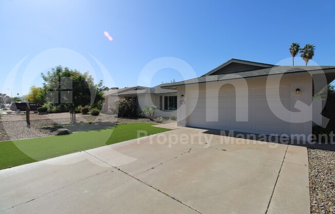 1338 E REDFIELD RD