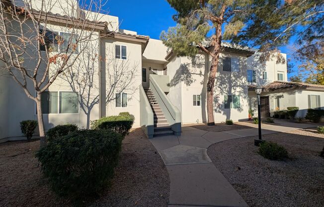 2 Bedroom Condo in the Boardwalk at Andersen Springs Community Near W Ray Rd and N Dobson Rd!