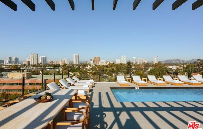 10310 SANTA MONICA BLVD