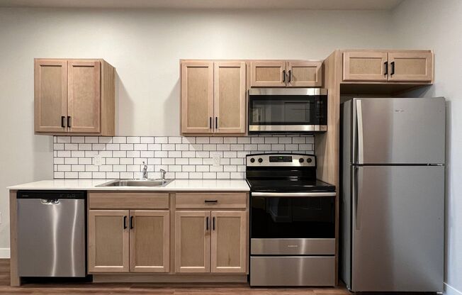 Studio, 1 bath, 532 sqft, $1,190, Unit WR 305-202