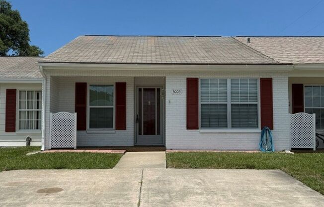 2 Bed/2 Bath, 1 story Villa in Veterans Villas AVAILABLE NOW!