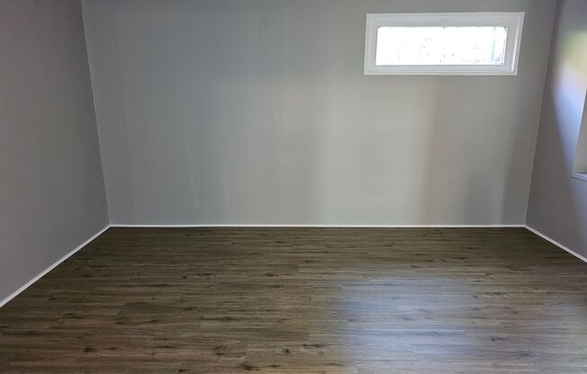Newly updated 1st floor 1 bedroom apartment for rent!