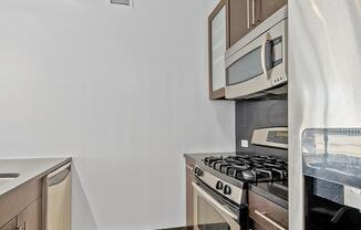 1 bed, 1.5 baths, 880 sqft, $6,000, Unit 8C