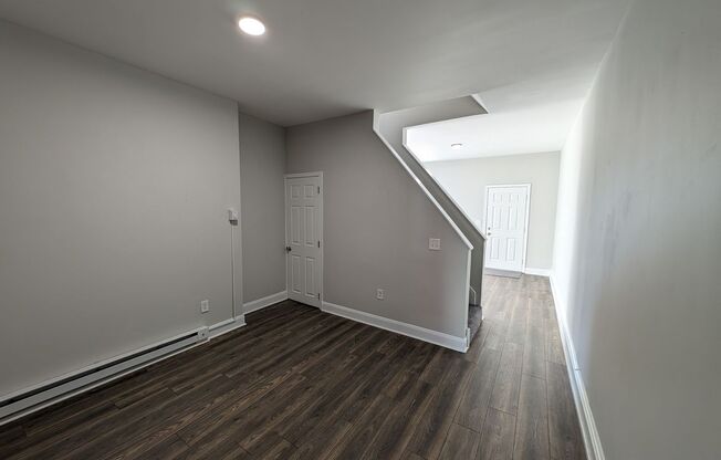 Newly Renovated 3 Bed 1 Bath Townhome for Rent