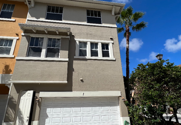 441 AMADOR LN