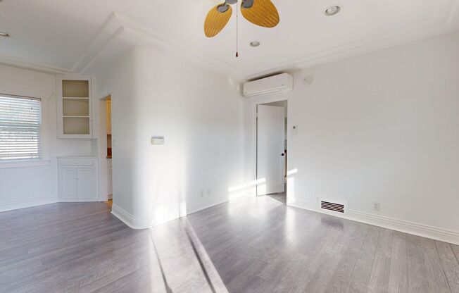 One Bedroom Available for Long Term Rent at the Tropicana Apartments in Coronado!