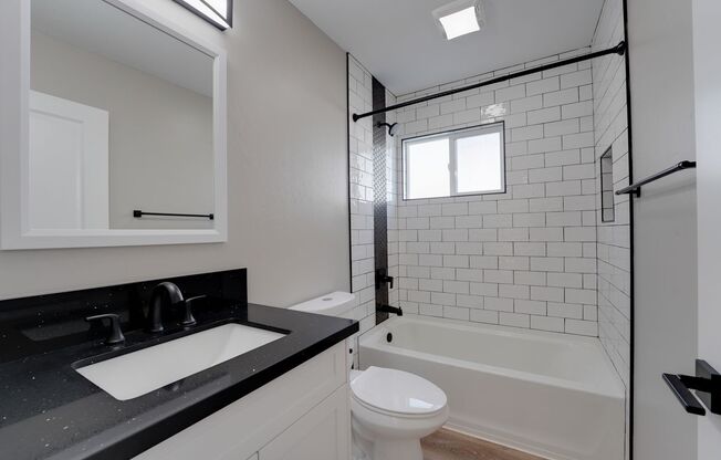 3 beds, 3 baths, 1,070 sqft, $4,095, Unit 101