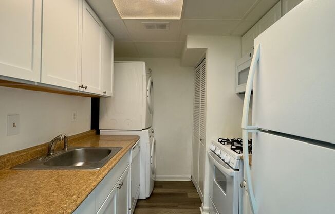 Charming 3 Bedroom/1 Bathroom Home in Rosedale, MD!