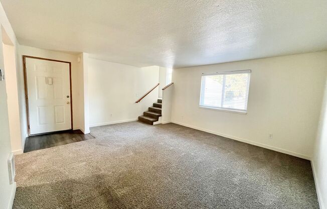 3 beds, 2.5 baths, 1,500 sqft, $2,035, Unit C-02