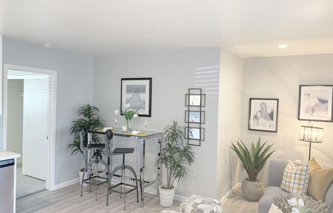 1 bed, 1 bath, $2,195, Unit 08
