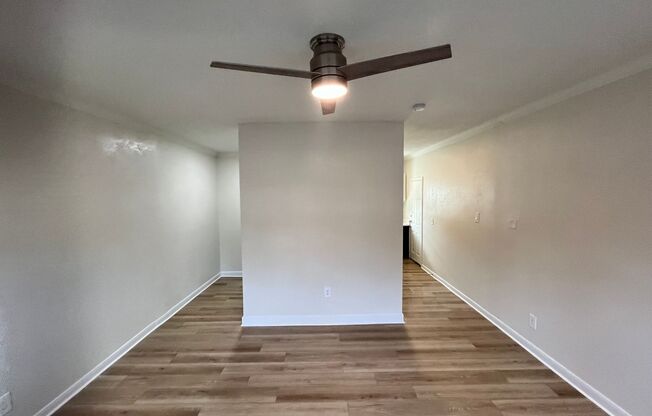 Studio, 1 bath, 600 sqft, $1,299, Unit 1522-02